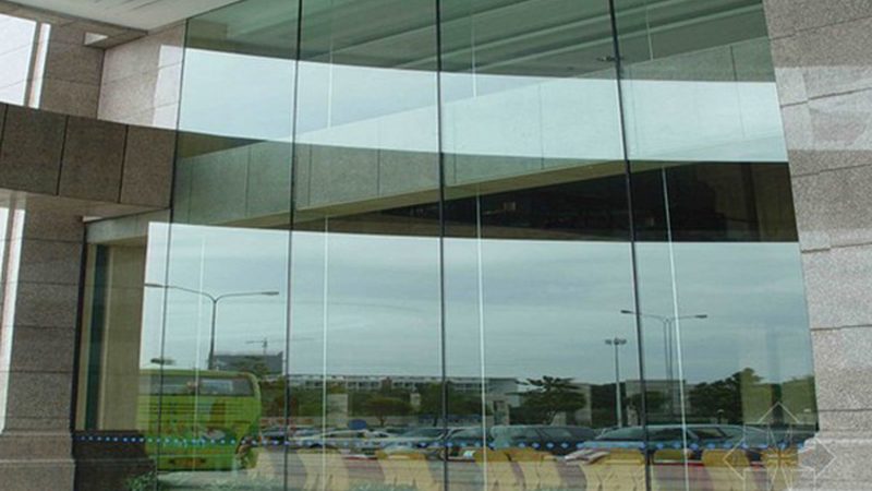 地下室防火门甲级与钢质门：性能与选型的关键考量**